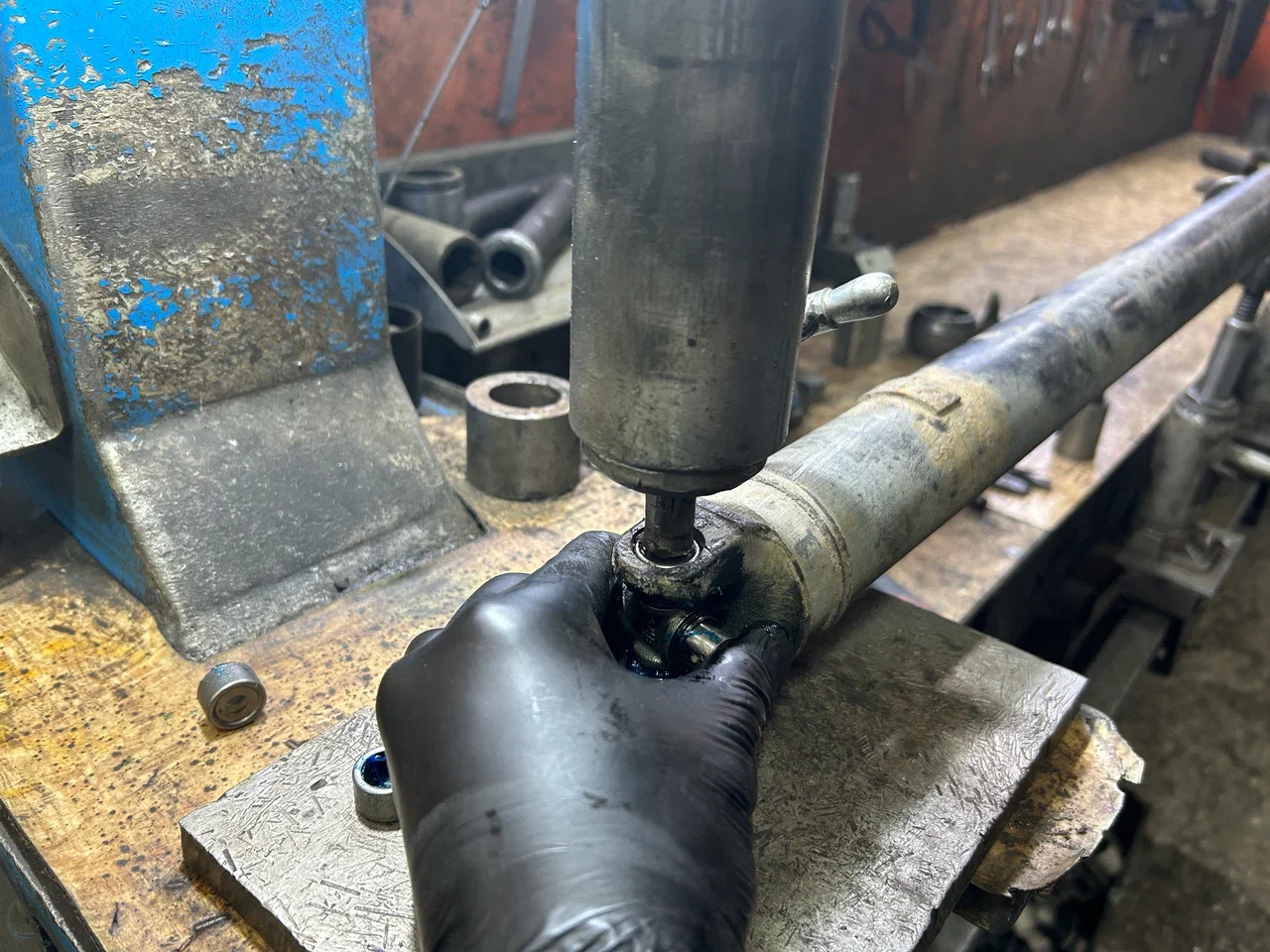 Что входит в ремонт карданов